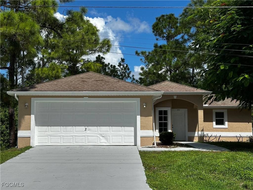 Apartment for rent at 301 E 12th St #301, Lehigh Acres, FL 33972