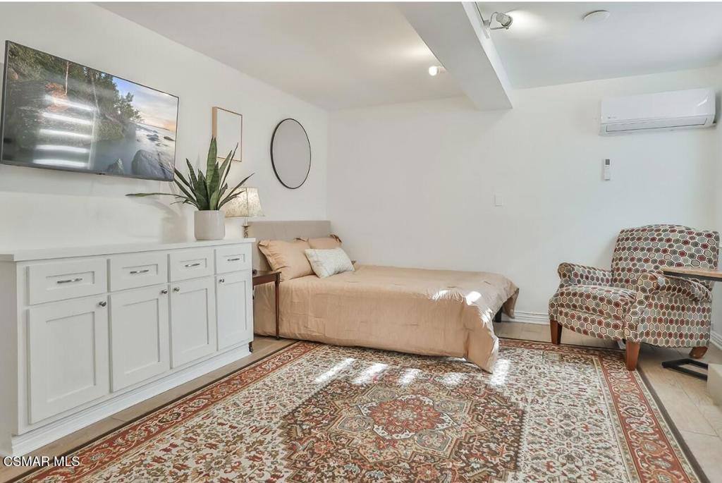 Apartment for rent at 1637 Malcolm Ave, Los Angeles, CA 90024