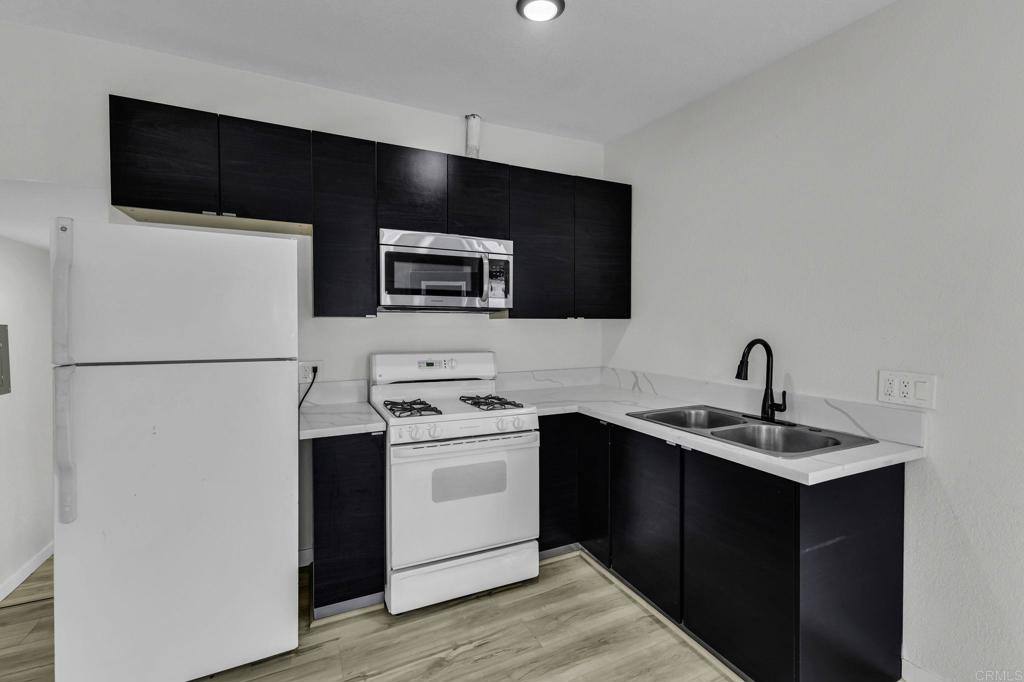 Apartment for rent at 2029 E Ave, National City, CA 91950