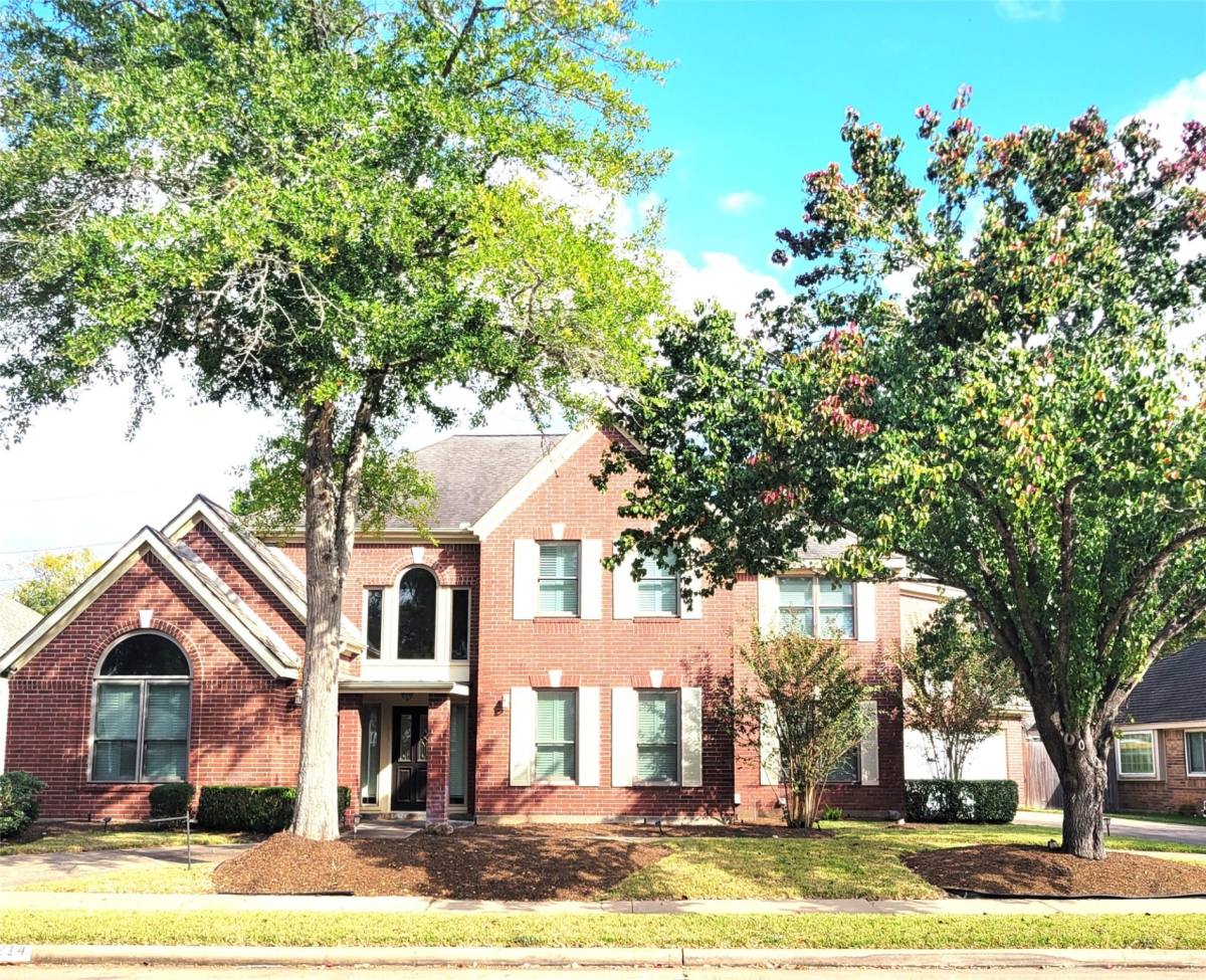 Apartment for rent at 2214 Old S Dr, Richmond, TX 77406