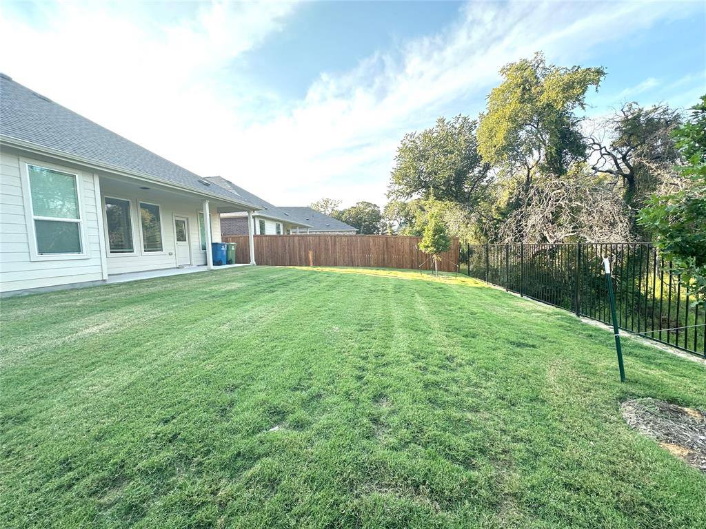 Apartment for rent at 1916 Monchino Place, Aubrey, TX 76227