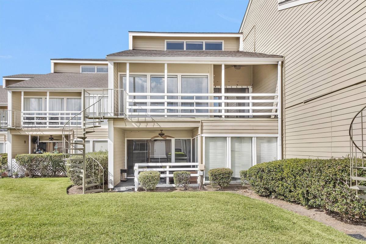 Condo for rent at 50 April Point Dr S #50-50, Montgomery, TX 77356