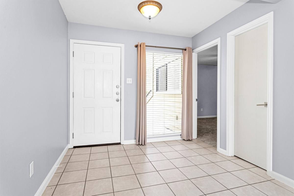 Condo for rent at 50 April Point Dr S #50-50, Montgomery, TX 77356