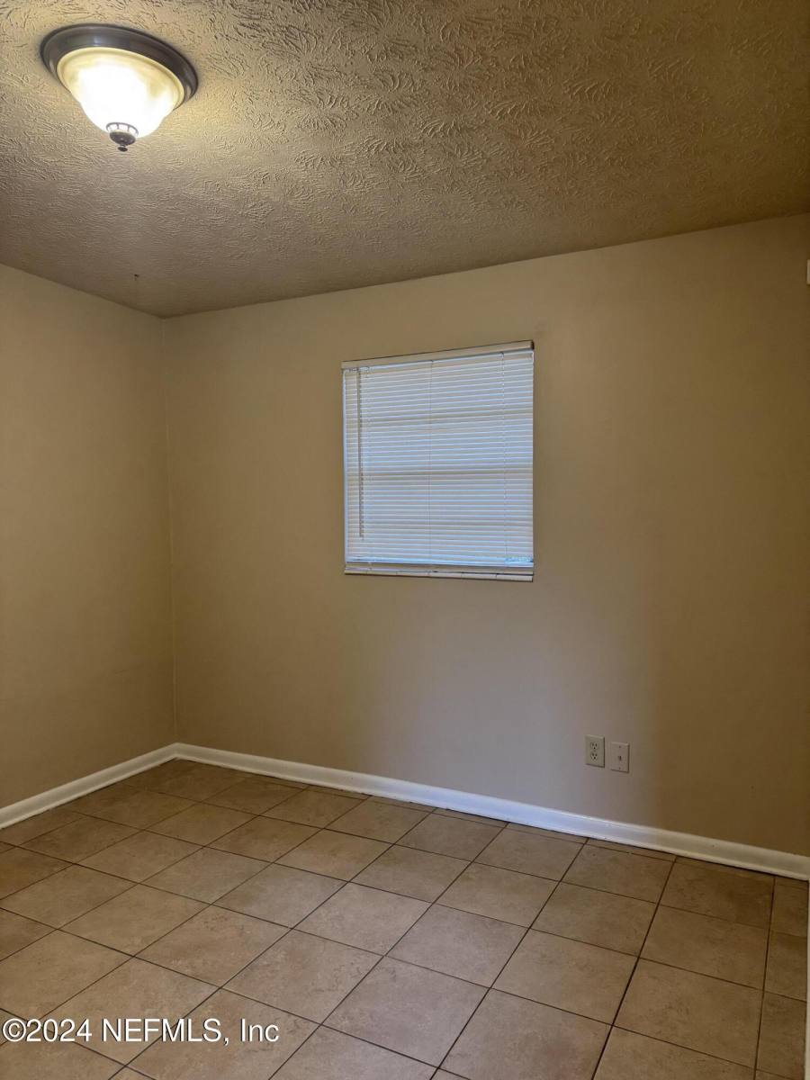 Apartment for rent at 5719 Marlin Court, Jacksonville, FL 32277