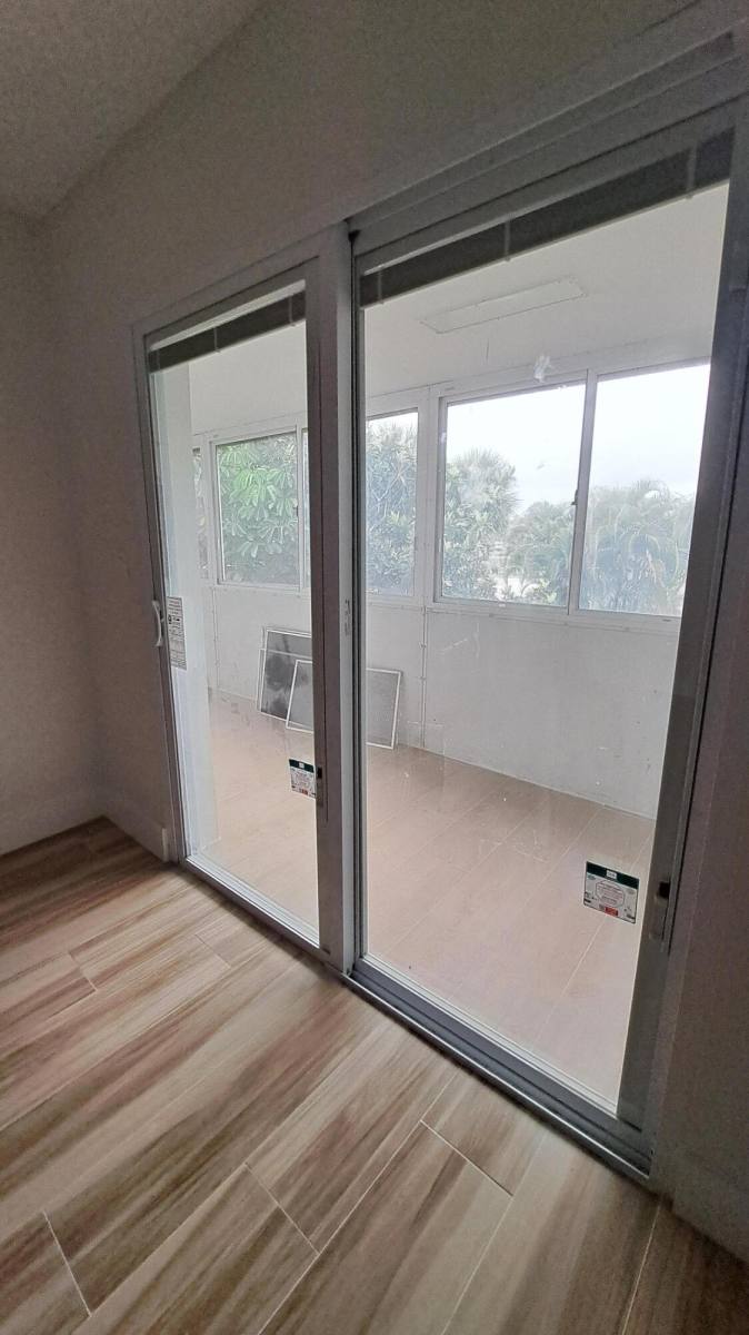 Apartment for rent at 11 Kingswood E #11, West Palm Beach, FL 33417