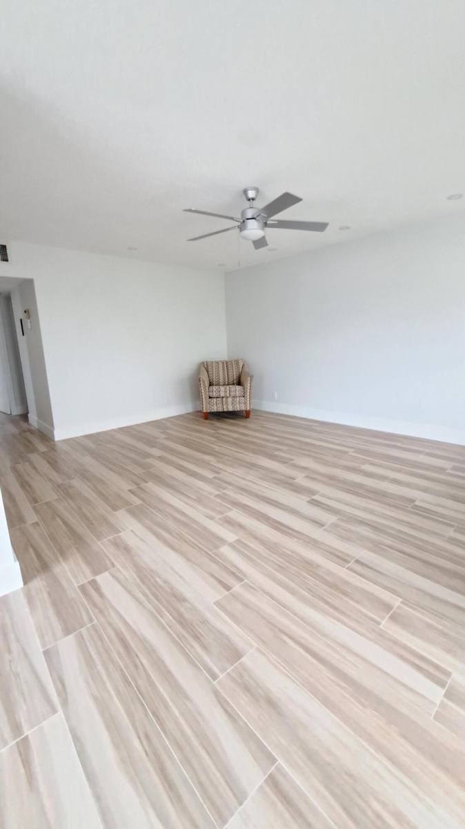 Apartment for rent at 11 Kingswood E #11, West Palm Beach, FL 33417