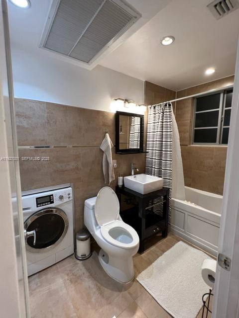 Apartment for rent at 526 15th St #526-2, Miami Beach, FL 33139