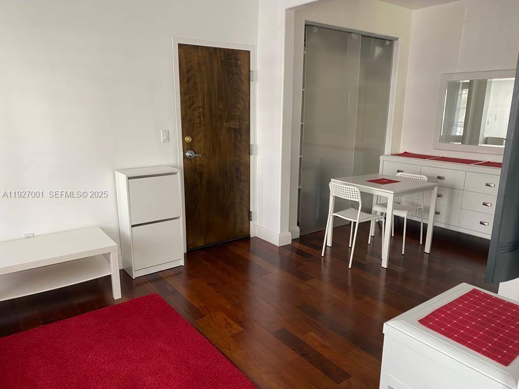 Apartment for rent at 526 15th St #526-2, Miami Beach, FL 33139