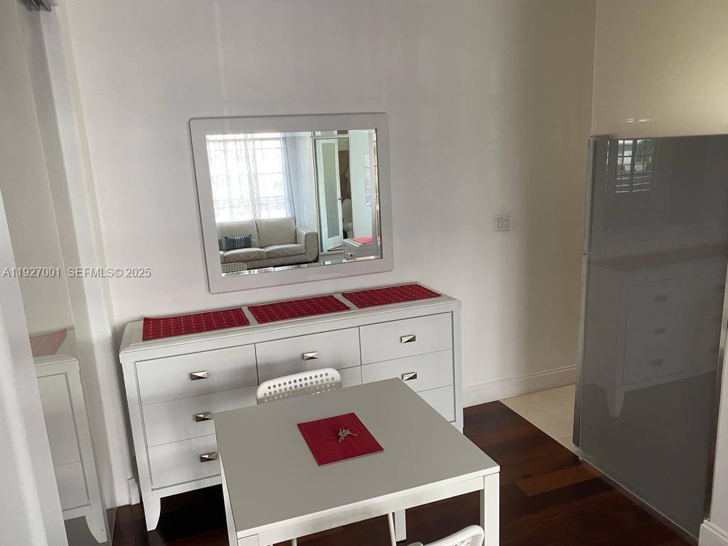 Apartment for rent at 526 15th St #526-2, Miami Beach, FL 33139