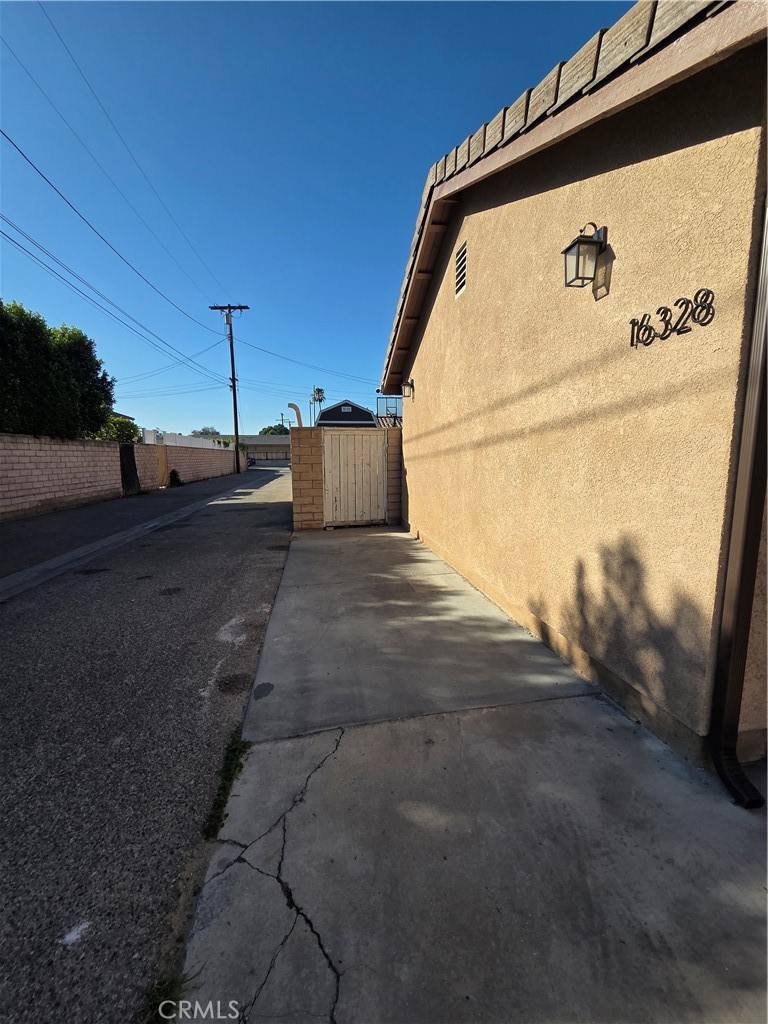 Apartment for rent at 16328 Parthenia St, North Hills, CA 91343