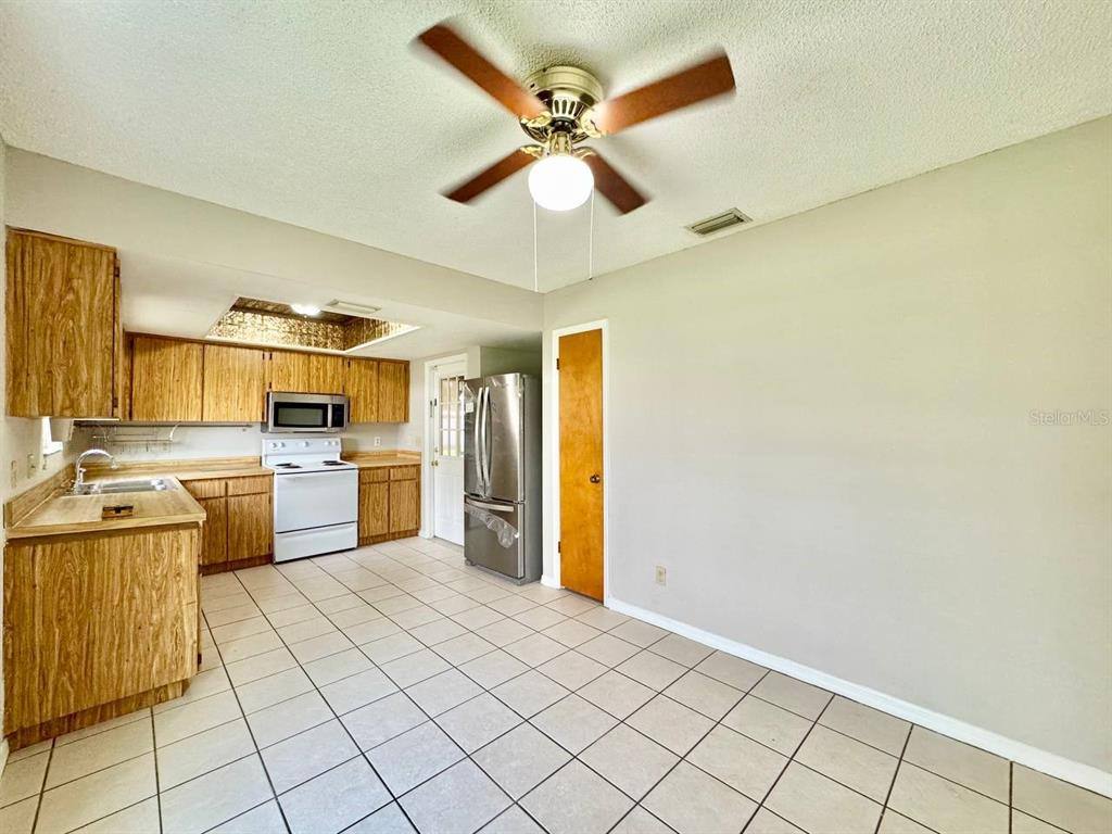 Townhouse for rent at 3361 W Hidden Haven Court, Tampa, FL 33607