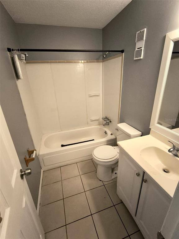 Apartment for rent at 321 S Adams St #321-2, Daytona Beach, FL 32114