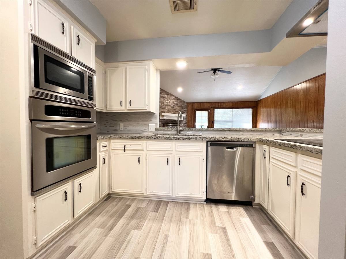 Apartment for rent at 422 Gamewood Dr #422, Spring, TX 77386