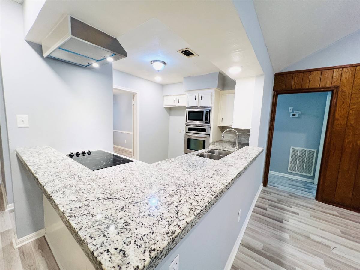 Apartment for rent at 422 Gamewood Dr #422, Spring, TX 77386