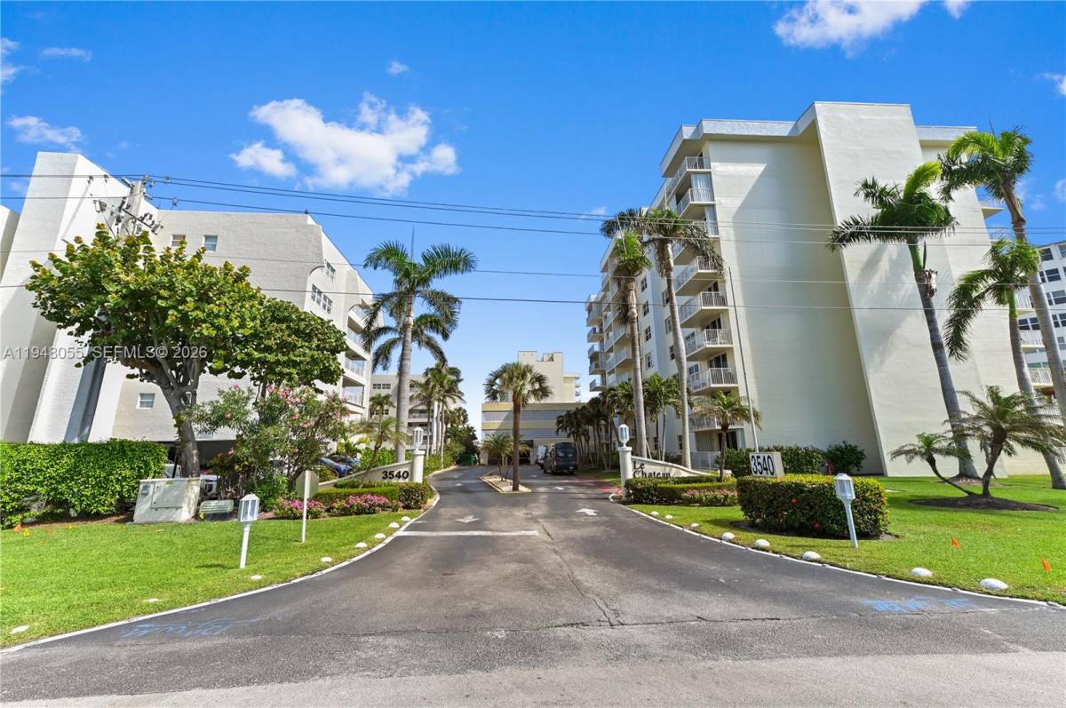 Apartment for rent at 3540 S Ocean Blvd #212, Palm Beach, FL 33480