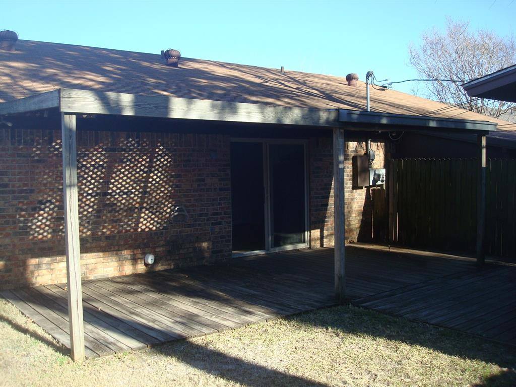Apartment for rent at 615 E Renfro St #615, Burleson, TX 76028