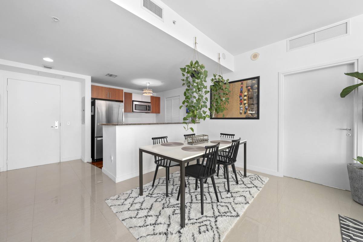 Apartment for rent at 300 S Biscayne Blvd #300T3604, Miami, FL 33131