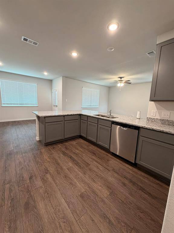 Apartment for rent at 9916 Dynamic Dr, Fort Worth, TX 76131