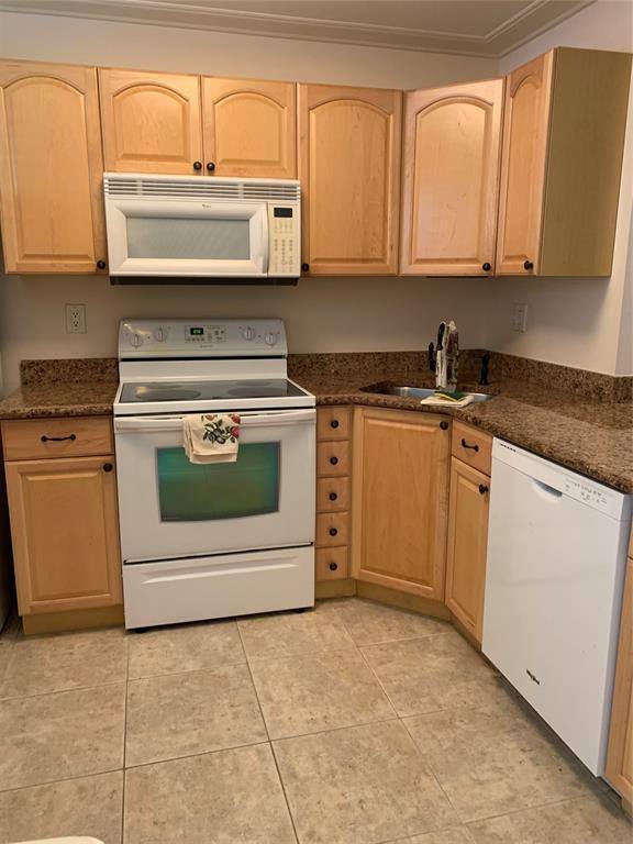 Apartment for rent at 1541 S Ocean Blvd #122, Pompano Beach, FL 33062