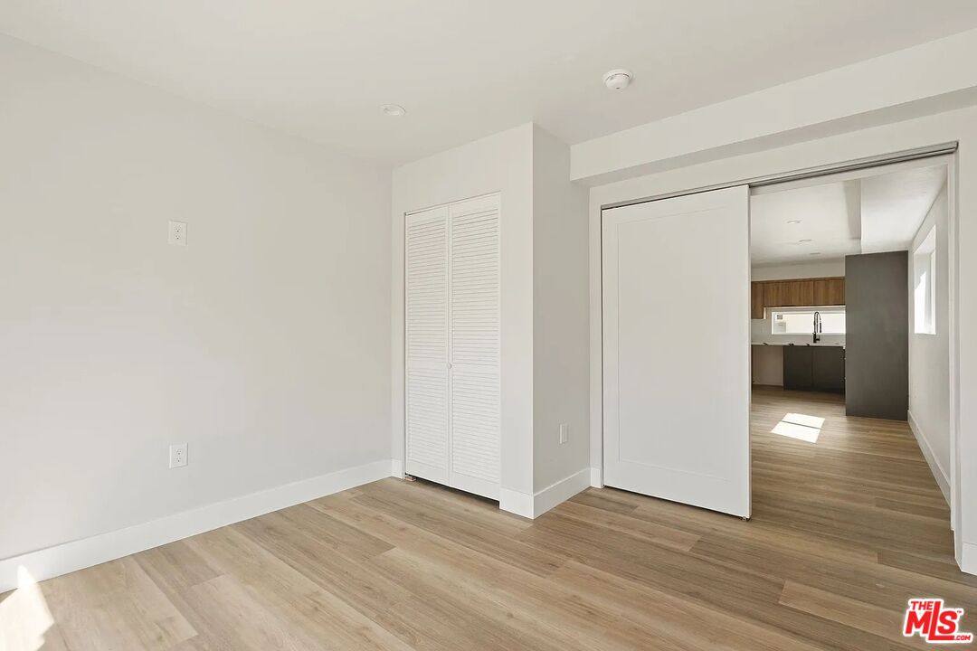 Apartment for rent at 716 W 41st Place #7163 4, Los Angeles, CA 90037