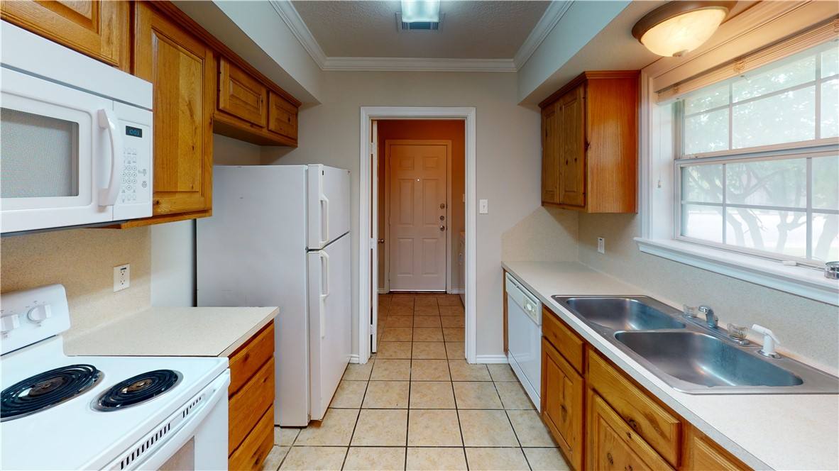 Apartment for rent at 2314 Cornell Dr, College Station, TX 77840