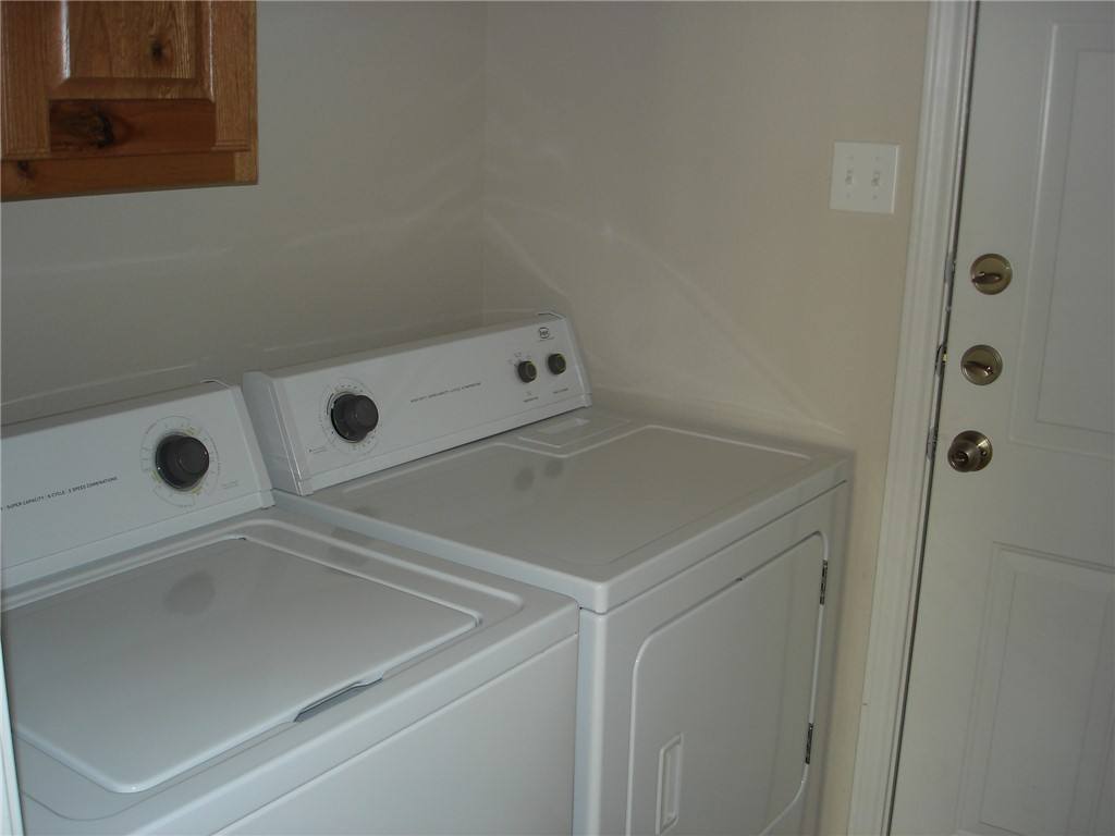 Apartment for rent at 2314 Cornell Dr, College Station, TX 77840