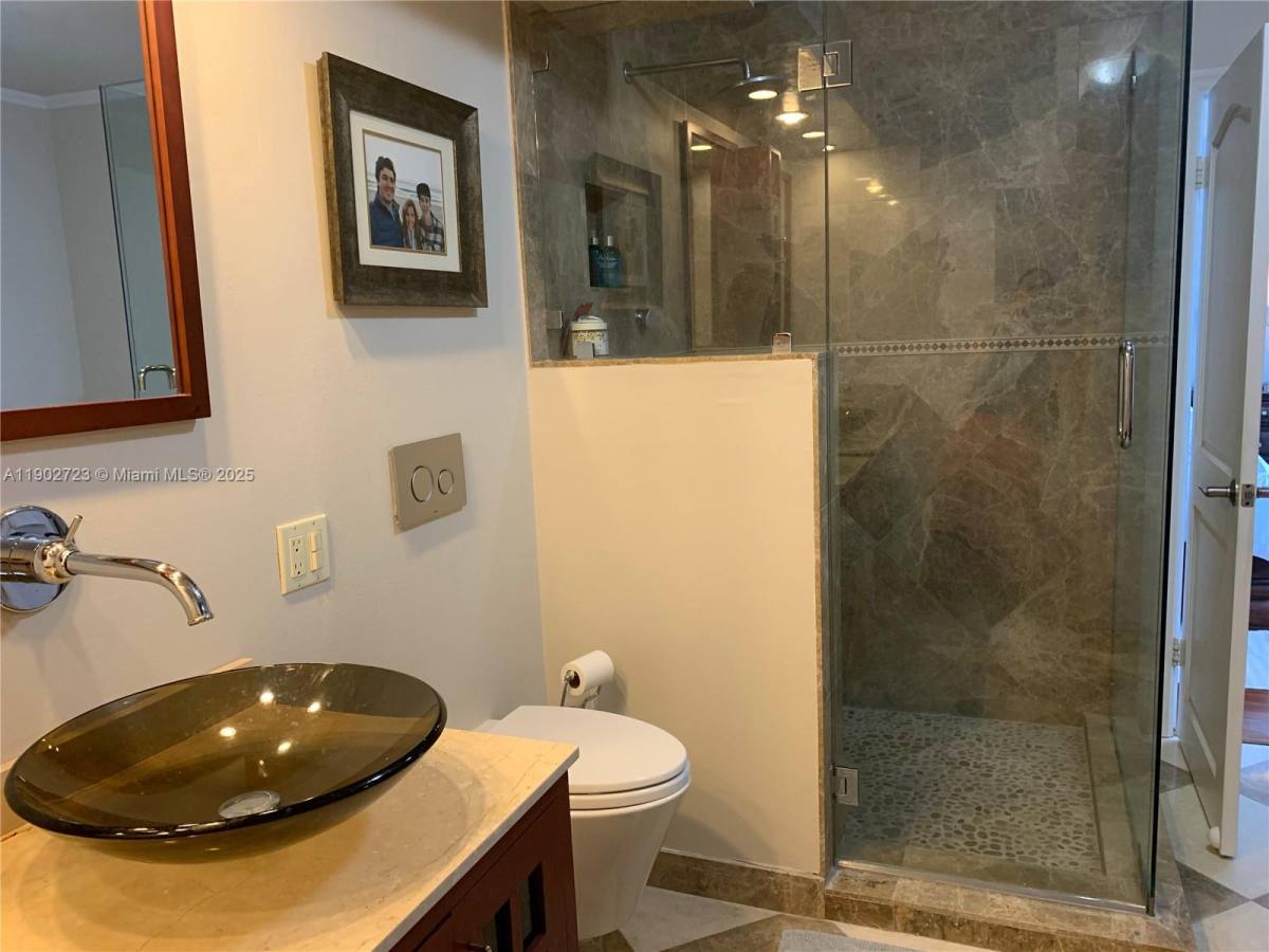 Apartment for rent at 3600 Galt Ocean Dr #36009C, Fort Lauderdale, FL 33308