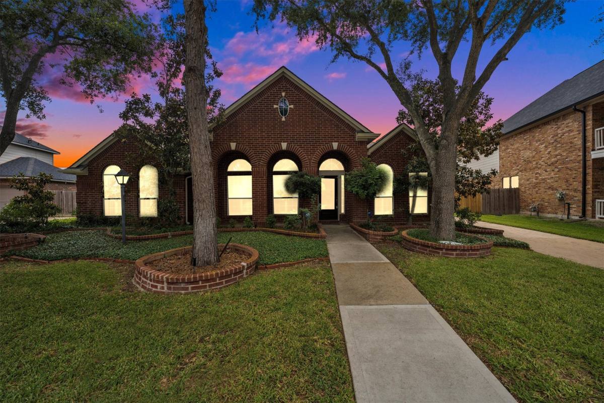 Apartment for rent at 2711 Sica Hollow Lane, Katy, TX 77494