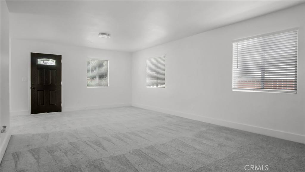 Apartment for rent at 330 E 101st St #330, Los Angeles, CA 90003
