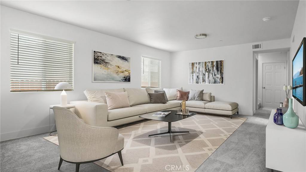 Apartment for rent at 330 E 101st St #330, Los Angeles, CA 90003
