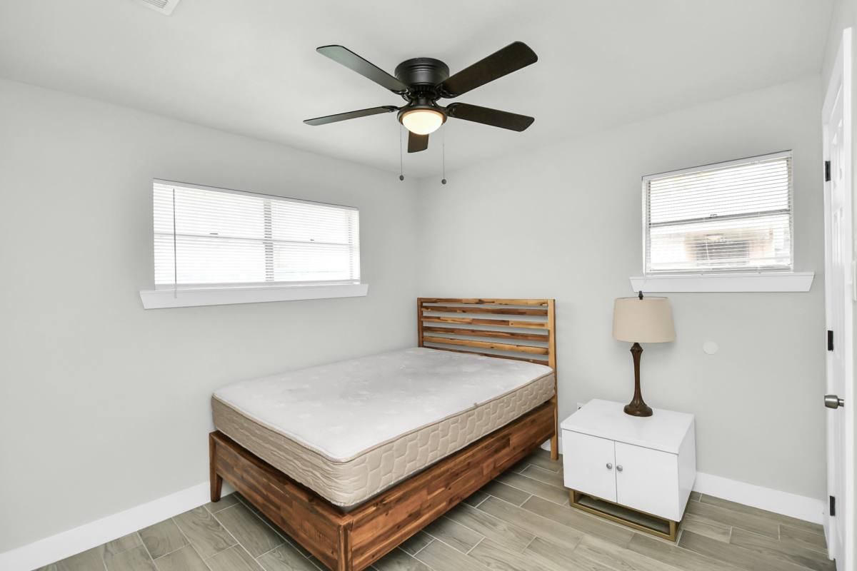 Apartment for rent at 5435 Pardee St #20, Houston, TX 77026
