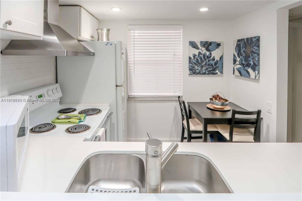 Condo for rent at 9150 Lime Bay Blvd #212, Fort Lauderdale, FL 33321