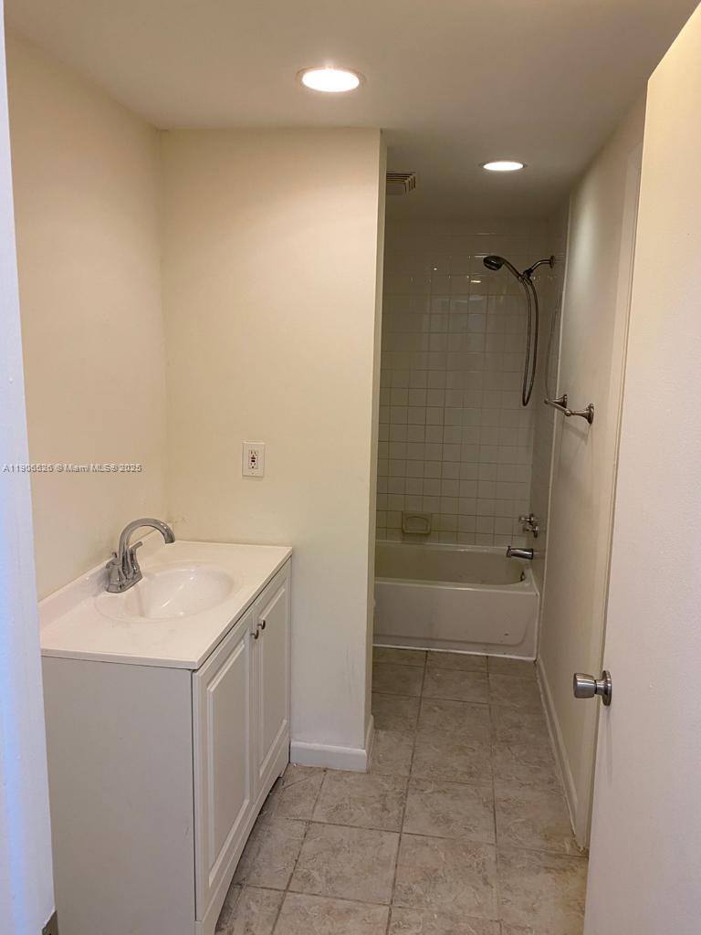Apartment for rent at 2800 NW 56th Ave #2800E401, Fort Lauderdale, FL 33313