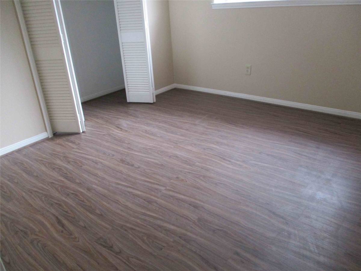 Townhouse for rent at 5506 Deep Forest Dr, Houston, TX 77092