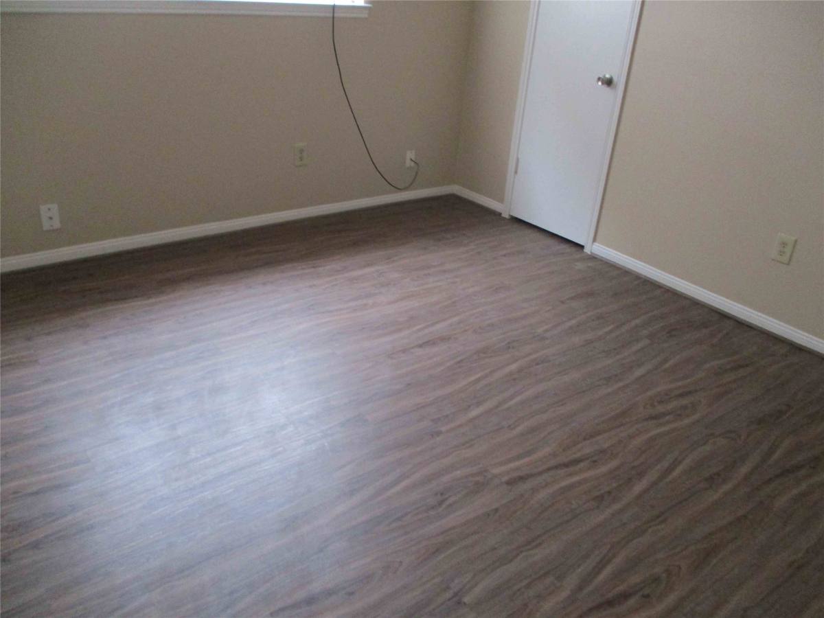 Townhouse for rent at 5506 Deep Forest Dr, Houston, TX 77092