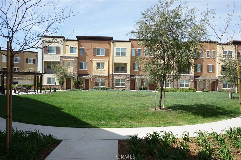 Townhouse for rent at 18 Larry Beard Dr #18, South El Monte, CA 91733