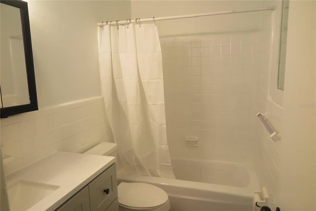 Apartment for rent at 509 NW 19th Lane #509B, Gainesville, FL 32609