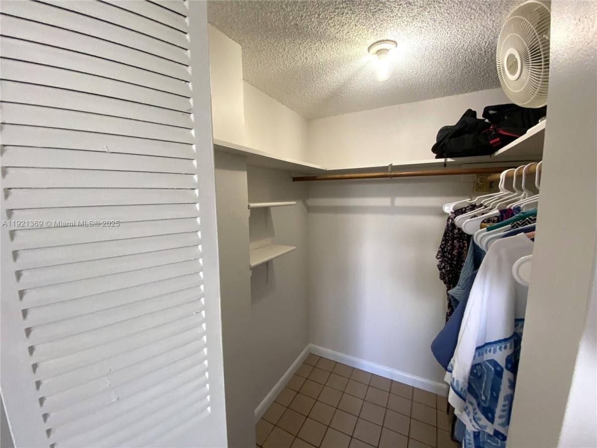 Apartment for rent at 16465 NE 22nd Ave #513, North Miami Beach, FL 33160