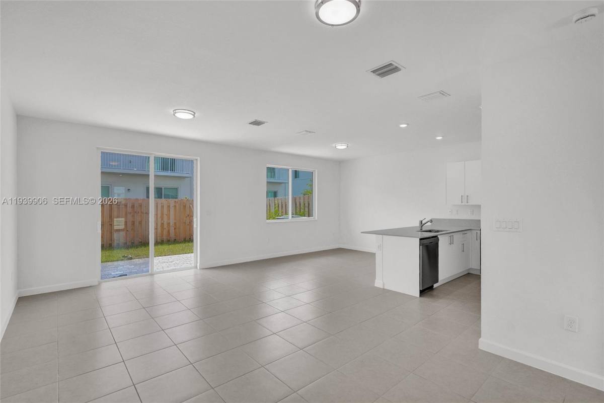 Apartment for rent at 732 SE 13th Court #732, Homestead, FL 33034