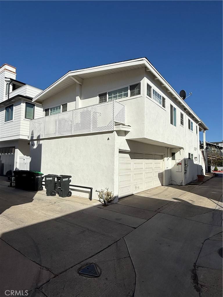 Apartment for rent at 307 Anade Ave #307, Newport Beach, CA 92661