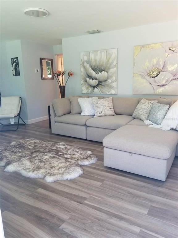 Apartment for rent at 1868 Wharf Rd, Sarasota, FL 34231