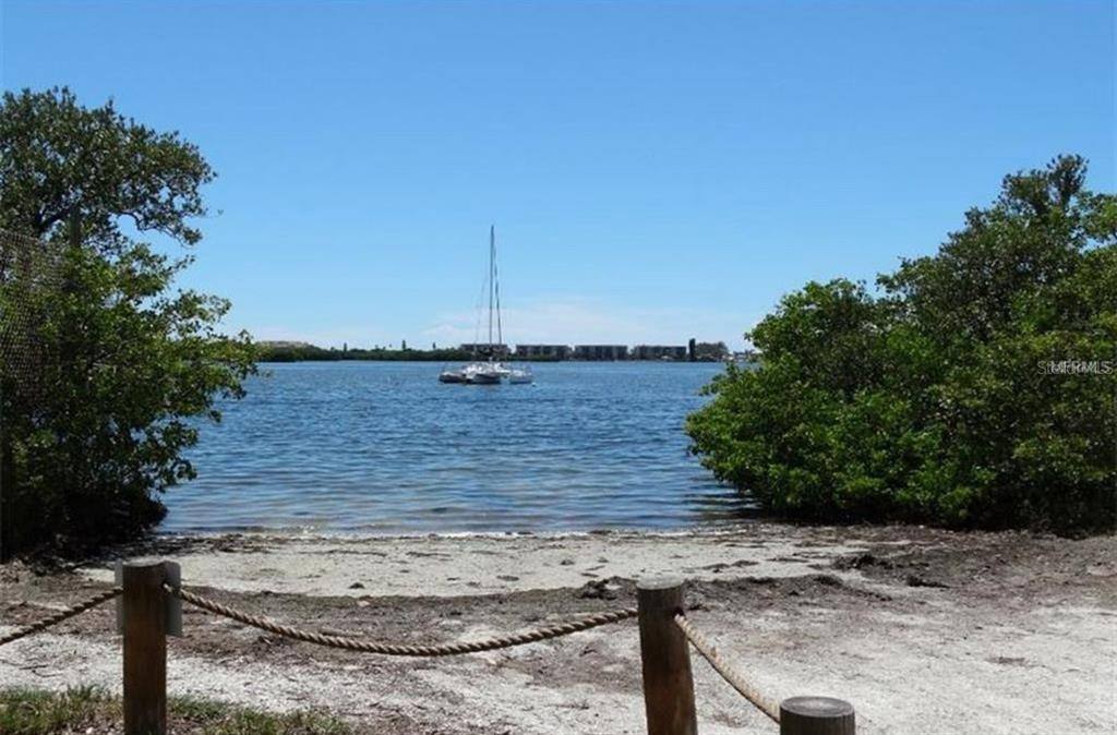 Apartment for rent at 1868 Wharf Rd, Sarasota, FL 34231