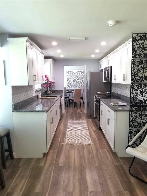 Apartment for rent at 1868 Wharf Rd, Sarasota, FL 34231