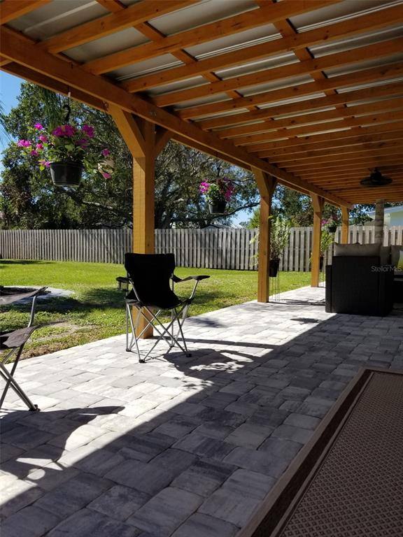 Apartment for rent at 1868 Wharf Rd, Sarasota, FL 34231