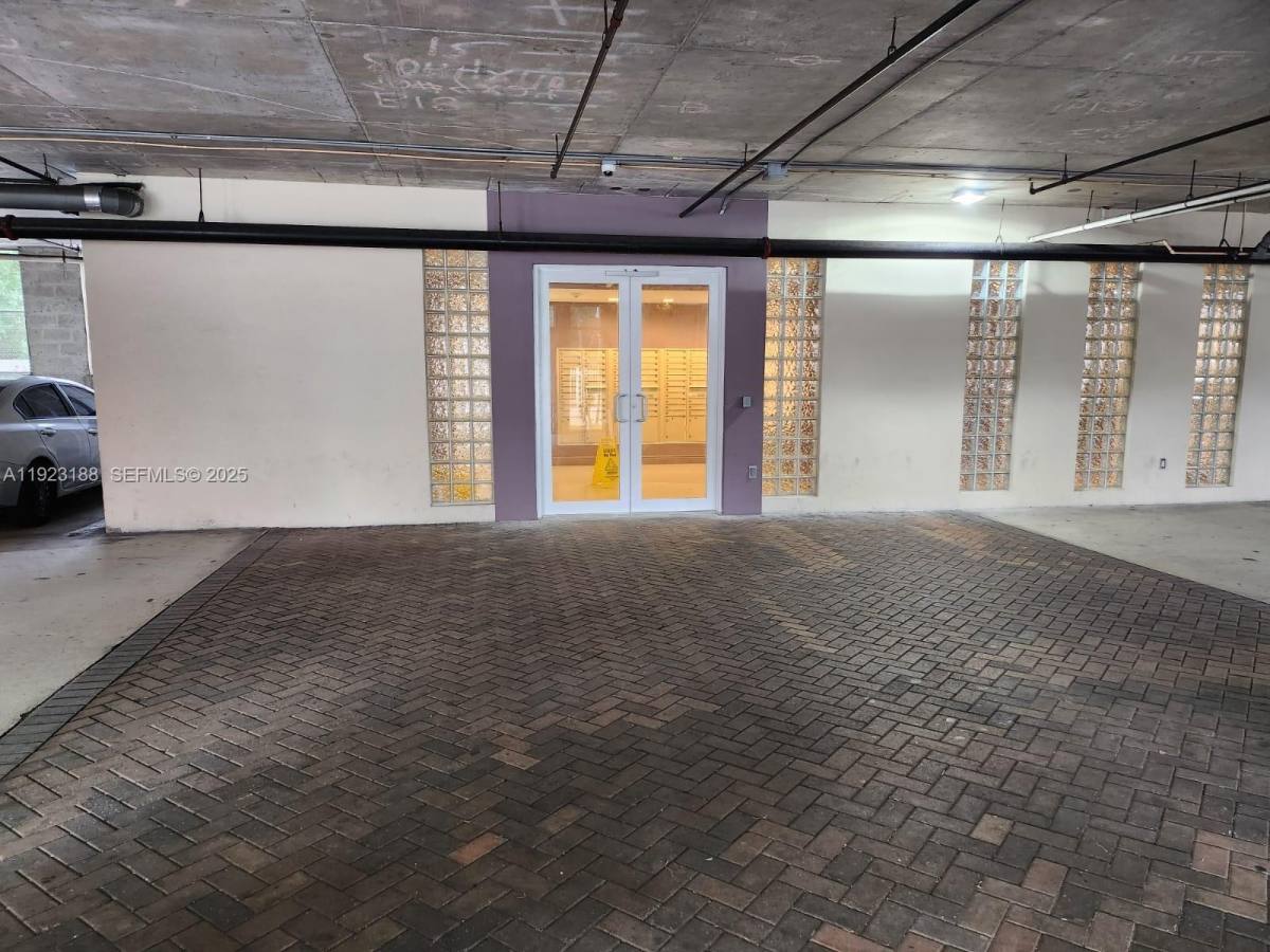 Apartment for rent at 120 SW 8th Ave #802, Miami, FL 33130