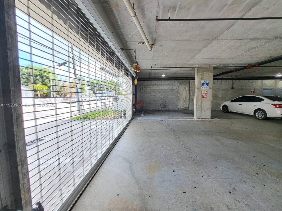 Apartment for rent at 120 SW 8th Ave #802, Miami, FL 33130