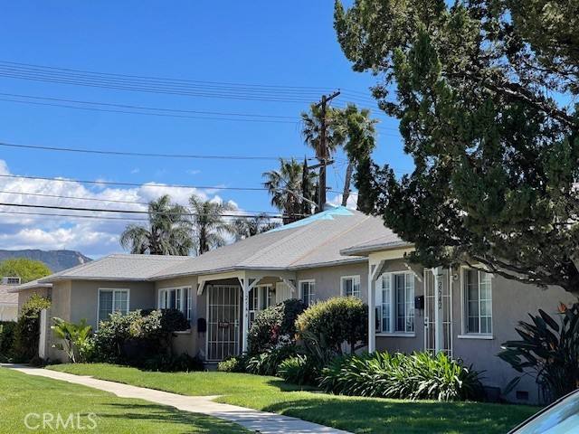 Apartment for rent at 2542 N Brighton St, Burbank, CA 91504