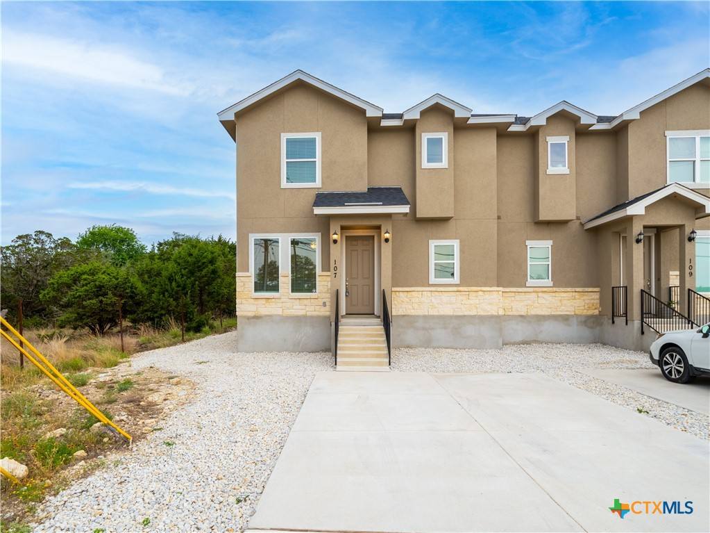 Townhouse for rent at 109 High Dr #109, Spring Branch, TX 78070