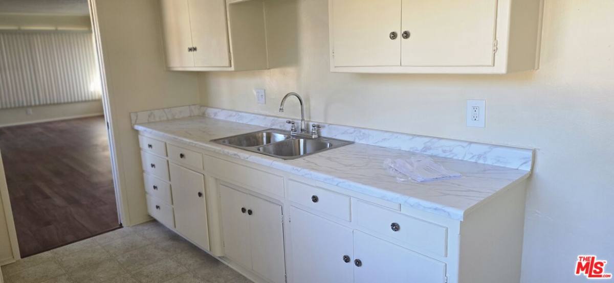 Apartment for rent at 2635 W Imperial Highway 2635-6, Inglewood, CA 90303