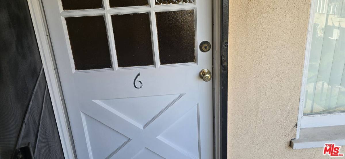 Apartment for rent at 2635 W Imperial Highway 2635-6, Inglewood, CA 90303
